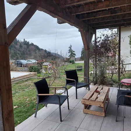 Du Ruisseau Apartmán *